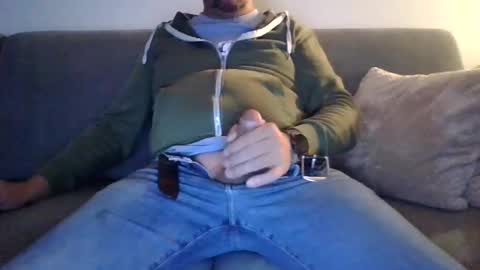 runner_1978 online show from November 4, 4:55 am