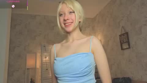 Snapshot of rush_of_feelings chatting on September 11, 7:47 pm My name is a capital of great britan online show from September 11, 7:47 pm