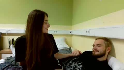 rusiksb31 online show from June 15, 7:38 pm
