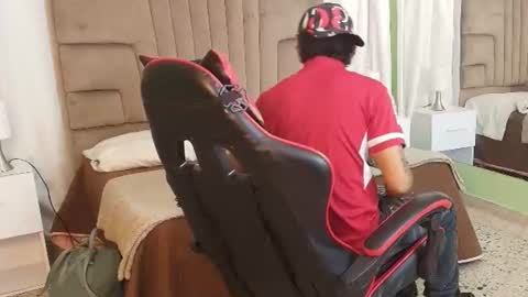 Snapshot of ruslan_marcel chatting on July 5, 11:06 am Ruslan Marcel online show from July 5, 11:06 am