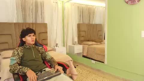 Snapshot of ruslan_marcel chatting on July 15, 11:15 am Ruslan Marcel online show from July 15, 11:15 am