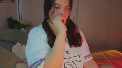 Lorenn online show from May 14, 6:37 pm