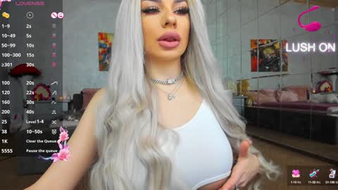 Snapshot of russian_ava chatting on January 8, 3:19 am Ava online show from January 8, 3:19 am