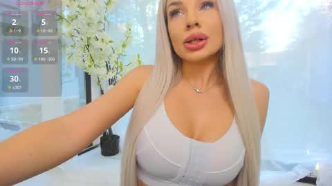 Snapshot of russian_ava chatting on October 30, 5:31 am Ava online show from October 30, 5:31 am