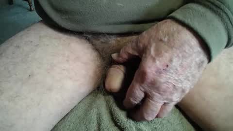 Snapshot of rustic69 chatting on October 23, 4:50 pm rustic69 online show from October 23, 4:50 pm