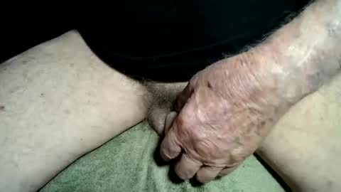 Snapshot of rustic69 chatting on May 28, 6:32 am rustic69 online show from May 28, 6:32 am