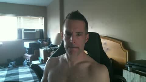 rustic_cuse_777 online show from October 6, 9:12 pm