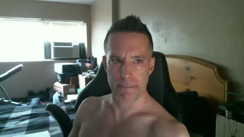 rustic_cuse_777 online show from October 15, 7:47 pm