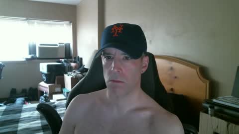 rustic_cuse_777 online show from October 25, 2:24 pm