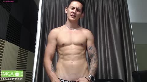 MillionDollarGuy online show from January 17, 4:28 am