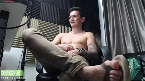 MillionDollarGuy online show from January 23, 5:24 am