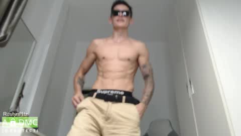 MillionDollarGuy online show from October 11, 4:27 pm