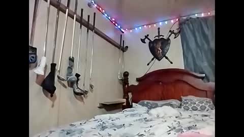 Rusty online show from December 4, 3:38 am