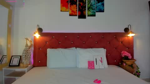 Ruth online show from October 10, 1:10 pm