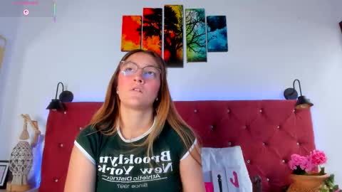 Ruth online show from October 21, 3:02 pm