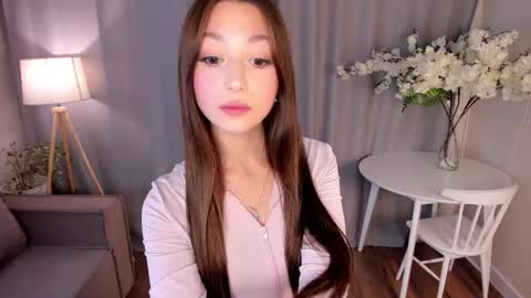 Lily online show from September 26, 3:38 pm