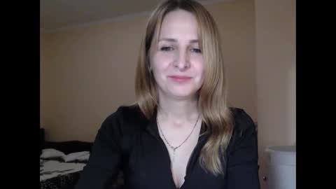 Ruth online show from October 31, 7:37 pm