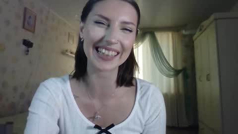 Snapshot of ruxashade chatting on September 23, 1:03 pm ruxashade online show from September 23, 1:03 pm