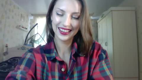 Snapshot of ruxashade chatting on October 6, 11:07 am ruxashade online show from October 6, 11:07 am