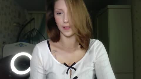 Snapshot of ruxashade chatting on November 27, 12:18 pm ruxashade online show from November 27, 12:18 pm