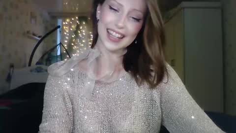 Snapshot of ruxashade chatting on December 3, 11:19 am ruxashade online show from December 3, 11:19 am