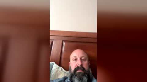 Snapshot of rvrops chatting on March 10, 9:20 pm rvrops online show from March 10, 9:20 pm
