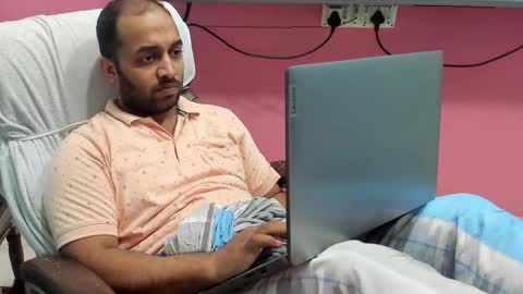 rwb17 online show from November 1, 4:31 pm