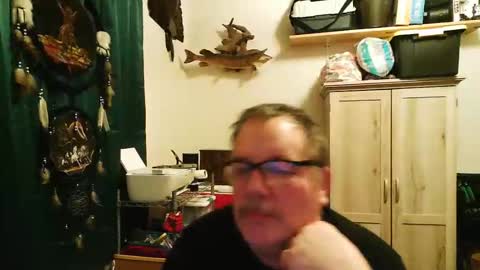Snapshot of rwzar_0712 chatting on December 1, 3:33 am rwzar_0712 online show from December 1, 3:33 am