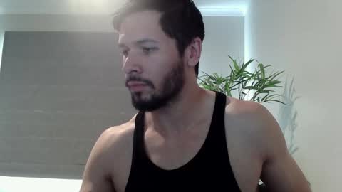 Snapshot of ryan_chatter chatting on February 16, 11:01 pm Ryan online show from February 16, 11:01 pm