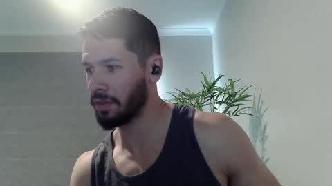 Snapshot of ryan_chatter chatting on March 3, 12:28 am Ryan online show from March 3, 12:28 am