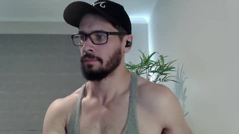 Snapshot of ryan_chatter chatting on March 9, 11:42 pm Ryan online show from March 9, 11:42 pm