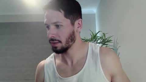 Snapshot of ryan_chatter chatting on March 16, 1:00 am Ryan online show from March 16, 1:00 am