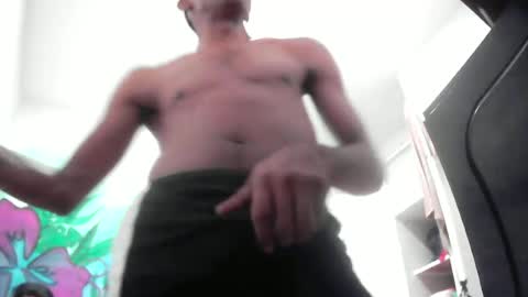 Snapshot of ryan_chocolate_horny chatting on July 26, 2:20 am Javier online show from July 26, 2:20 am