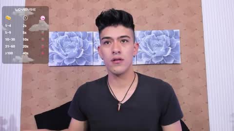 Snapshot of ryan_clark_ chatting on December 3, 12:49 pm Ryan online show from December 3, 12:49 pm