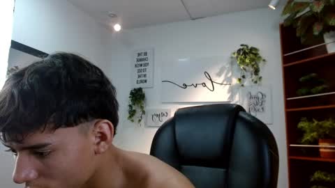 Snapshot of ryan_grayx chatting on June 2, 2:41 pm RYAN online show from June 2, 2:41 pm