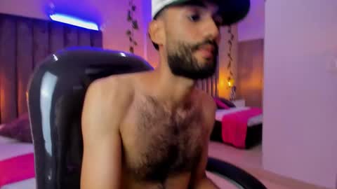 ryan_jackson_ online show from December 14, 12:49 am