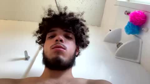 Snapshot of ryancotto193 chatting on October 19, 5:24 pm ryancotto193 online show from October 19, 5:24 pm