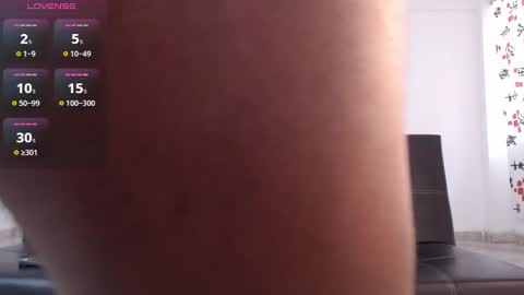 Instagram  Ryandwrn online show from December 9, 4:47 pm