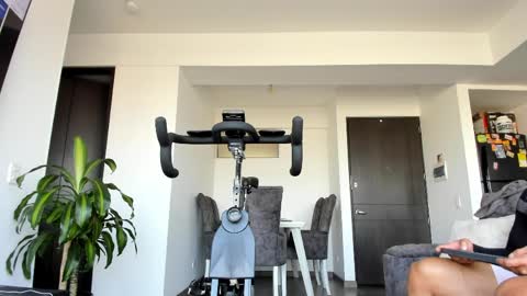 Ryan online show from April 1, 12:06 pm