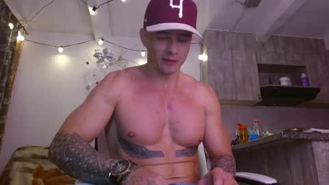 Ryan Blue ig ryannblue online show from January 1, 6:37 am