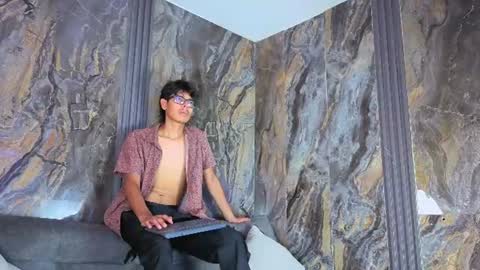 Snapshot of ryann_wolf chatting on June 30, 8:32 pm ryann_wolf online show from June 30, 8:32 pm