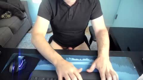 Snapshot of ryanontour chatting on October 27, 4:11 pm Ryan in NYC online show from October 27, 4:11 pm