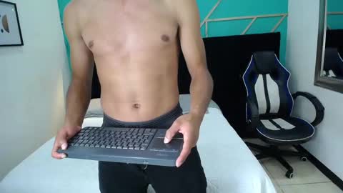 RyanPricee online show from December 14, 4:34 am