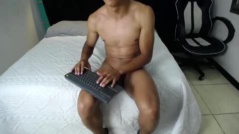 RyanPricee online show from December 14, 11:07 am