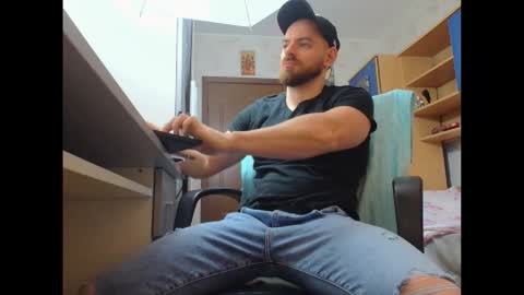 Ryanstone  online show from January 14, 5:57 am