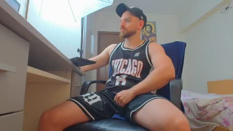 Ryanstone  online show from June 17, 4:59 am