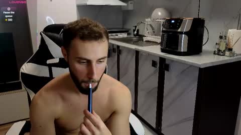 ryanstorm1 online show from November 7, 7:03 pm