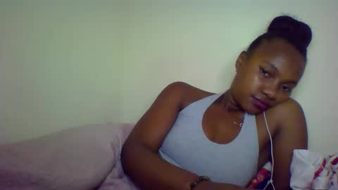 Snapshot of rycie chatting on September 25, 6:44 pm Rycie online show from September 25, 6:44 pm