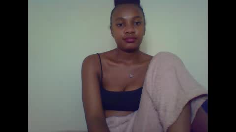 Snapshot of rycie chatting on October 3, 8:06 pm Rycie online show from October 3, 8:06 pm