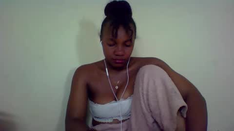 Snapshot of rycie chatting on October 9, 6:17 pm Rycie online show from October 9, 6:17 pm